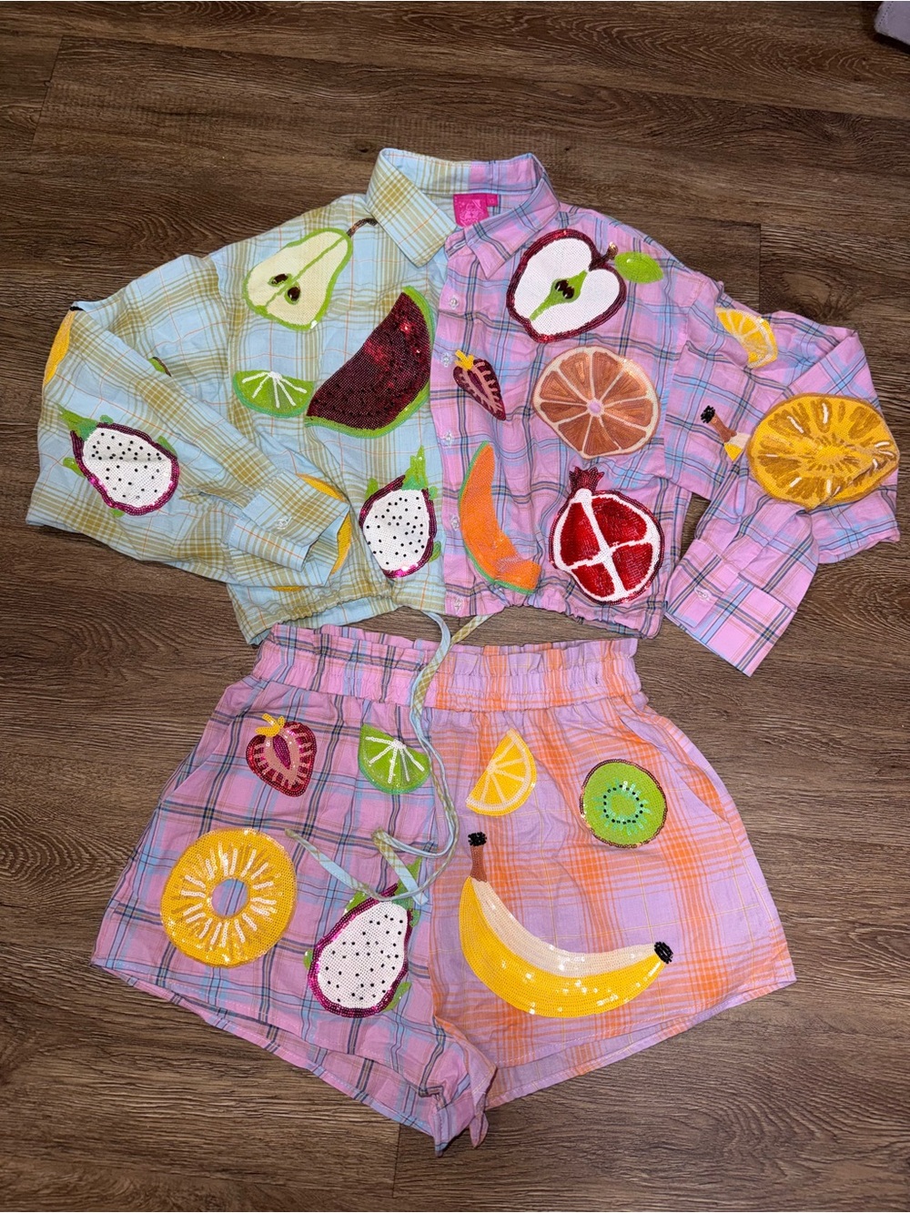 Queen of sparkle set size XS NWOT